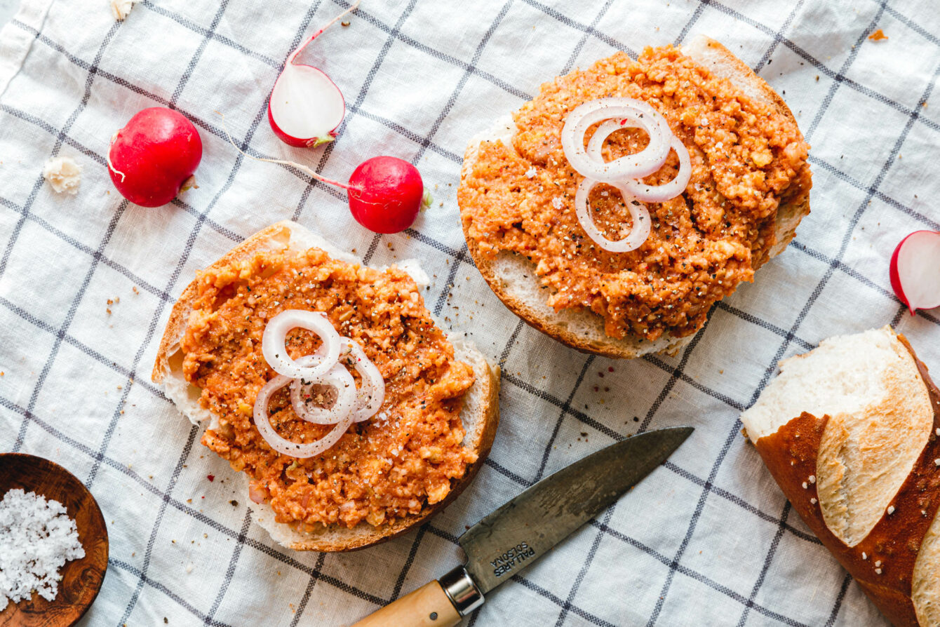 Eat this! Veganes Mett aus Reiswaffeln