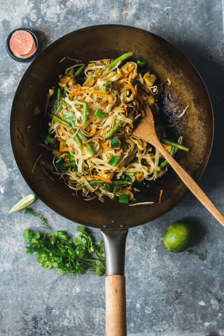 Veganes Pad Thai mit grünen Bohnen & Tofu