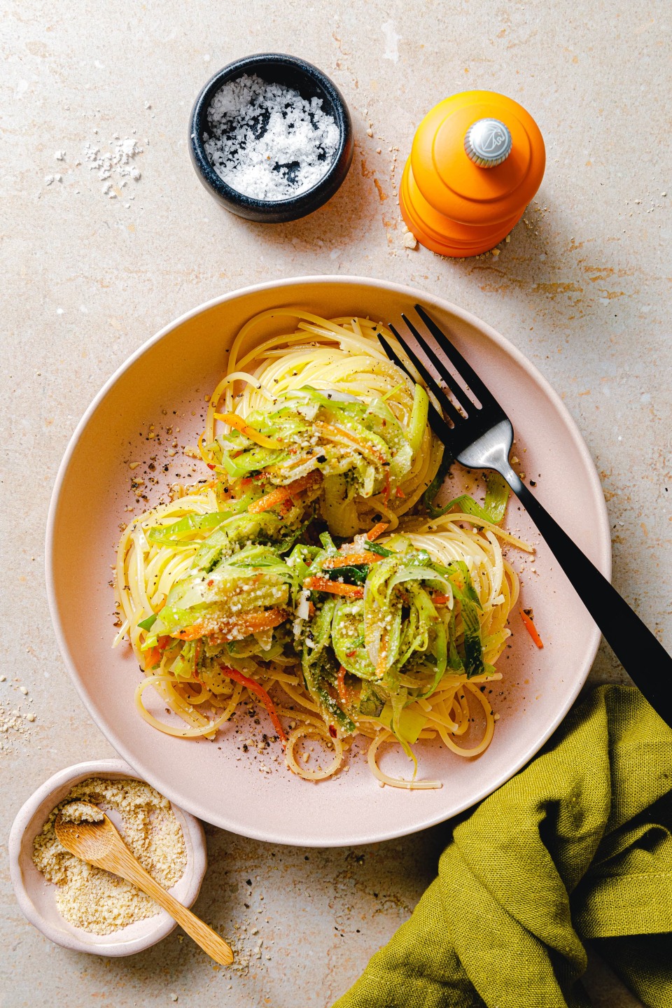 Lauchspaghetti – Spaghetti con Porro