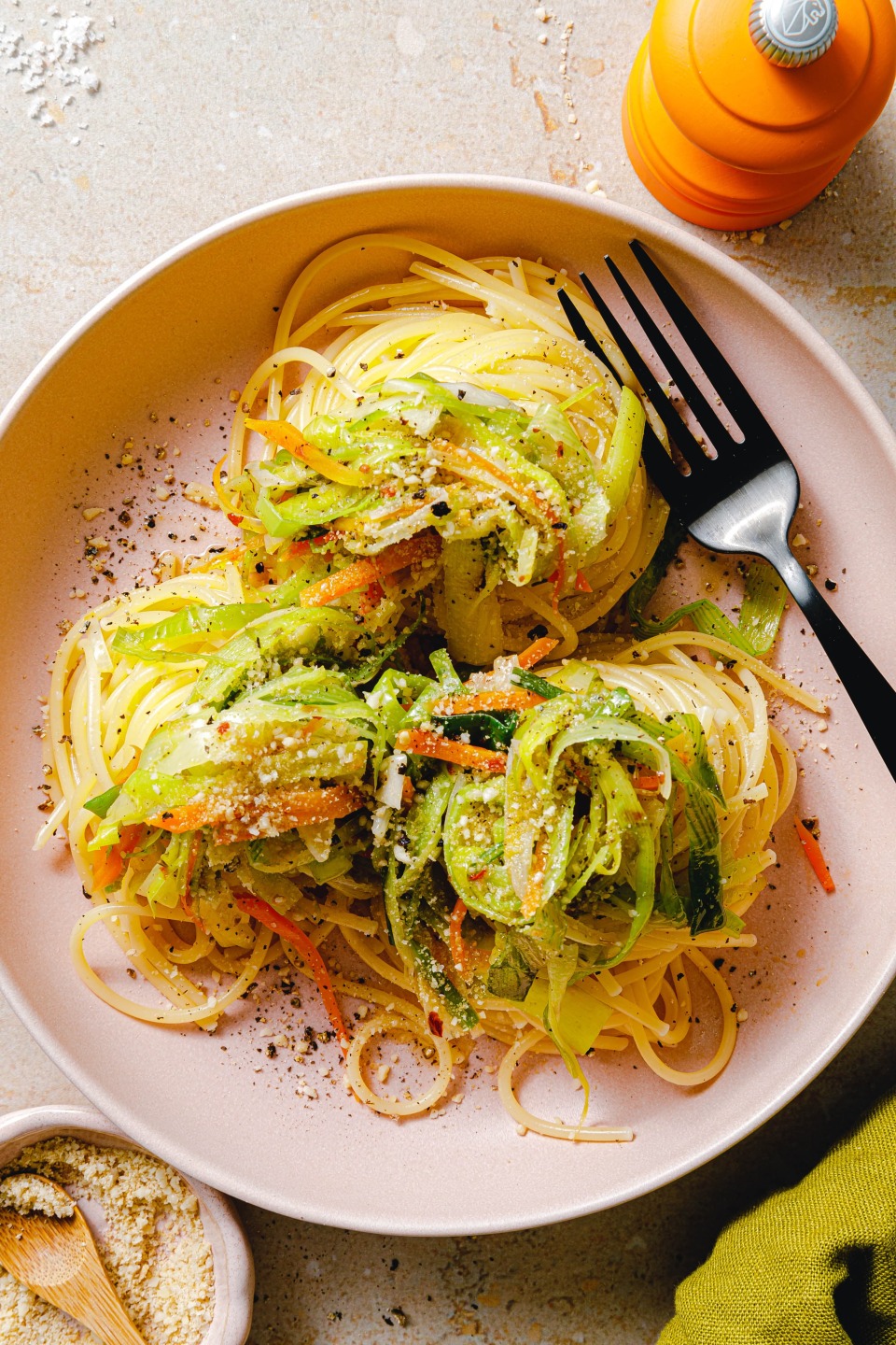 Lauchspaghetti – Spaghetti con Porro