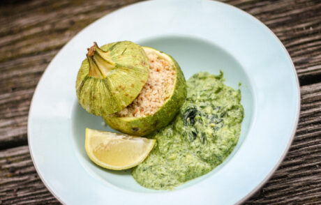 Gefüllte Zucchini mit Bärlauch-Pesto
