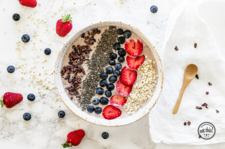 Superfood-Smoothie-Bowl