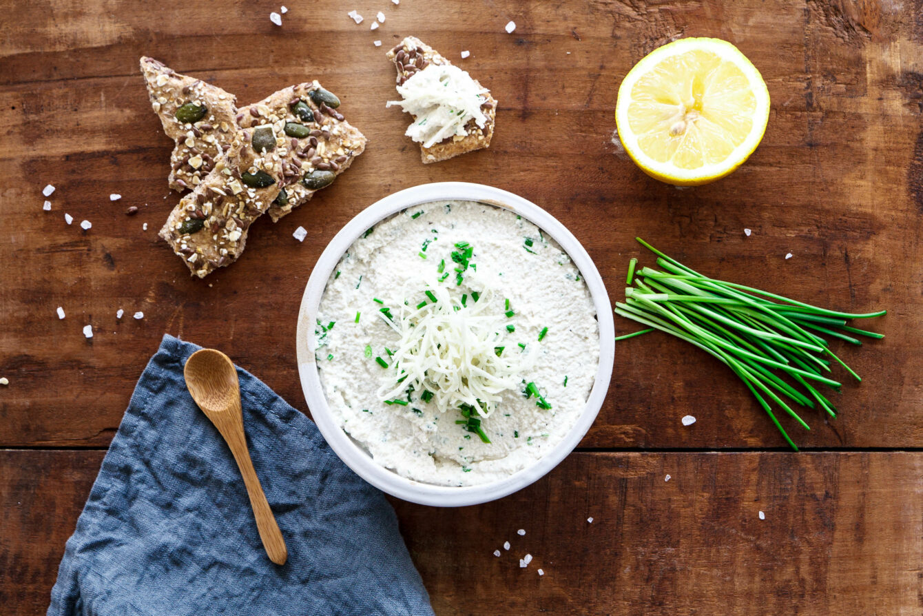 Veganer Cashew-Frischkäse mit Meerrettich