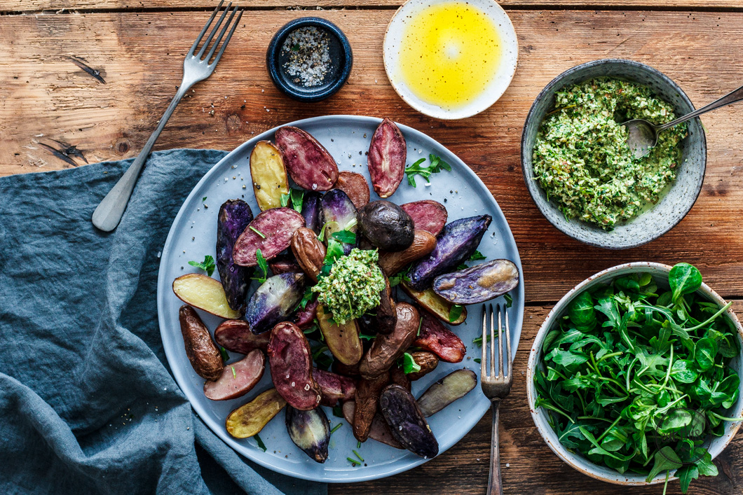 Bunte Kartoffeln mit Mandel-Petersilien-Pesto