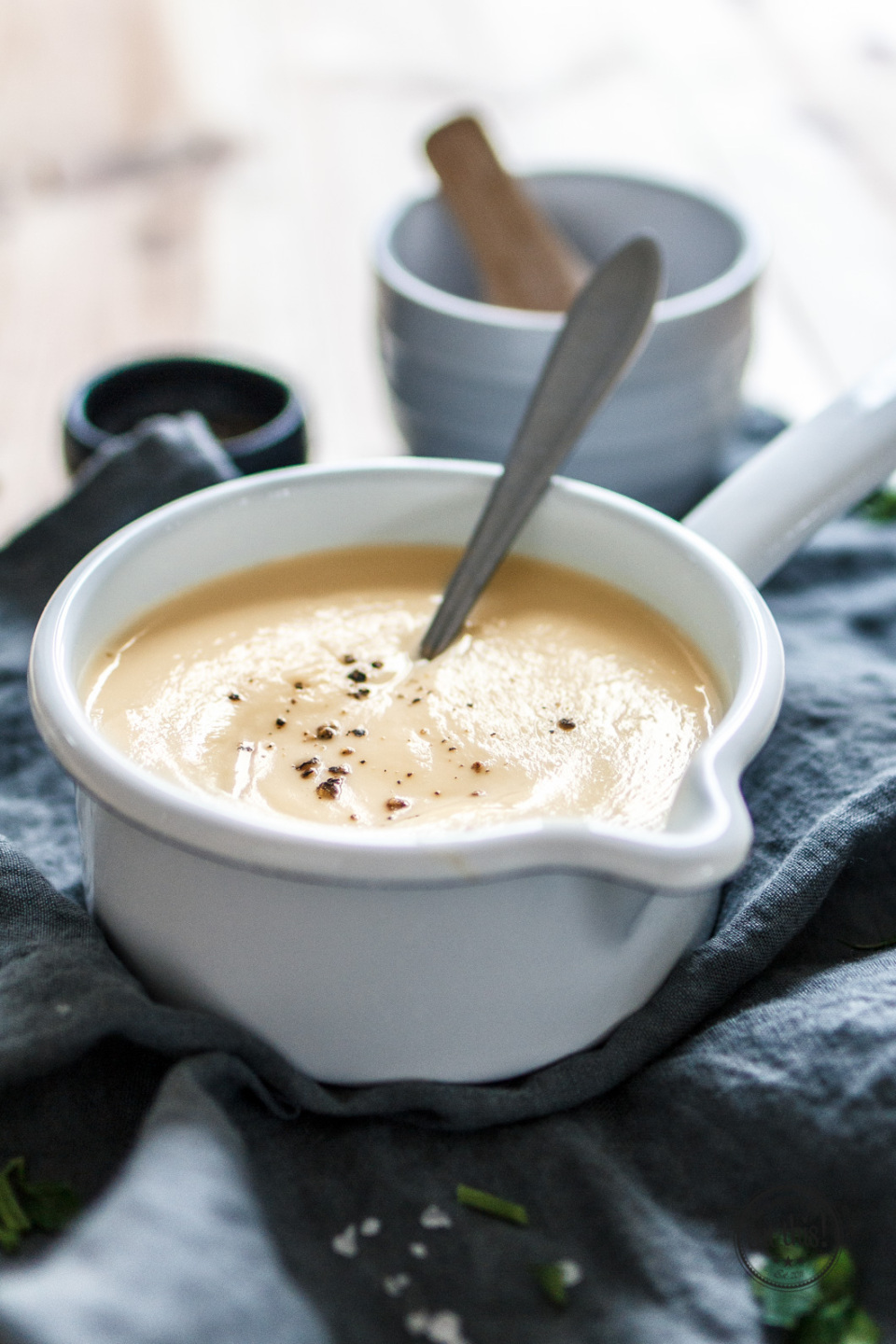Spaghetti Alfredo mit cremiger Blumenkohl-Sauce