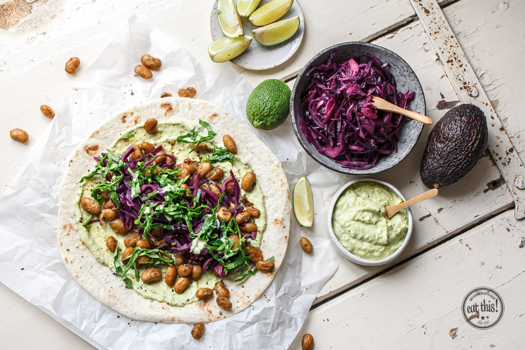 Geröstete Bohnen-Wraps mit Avocado-Creme