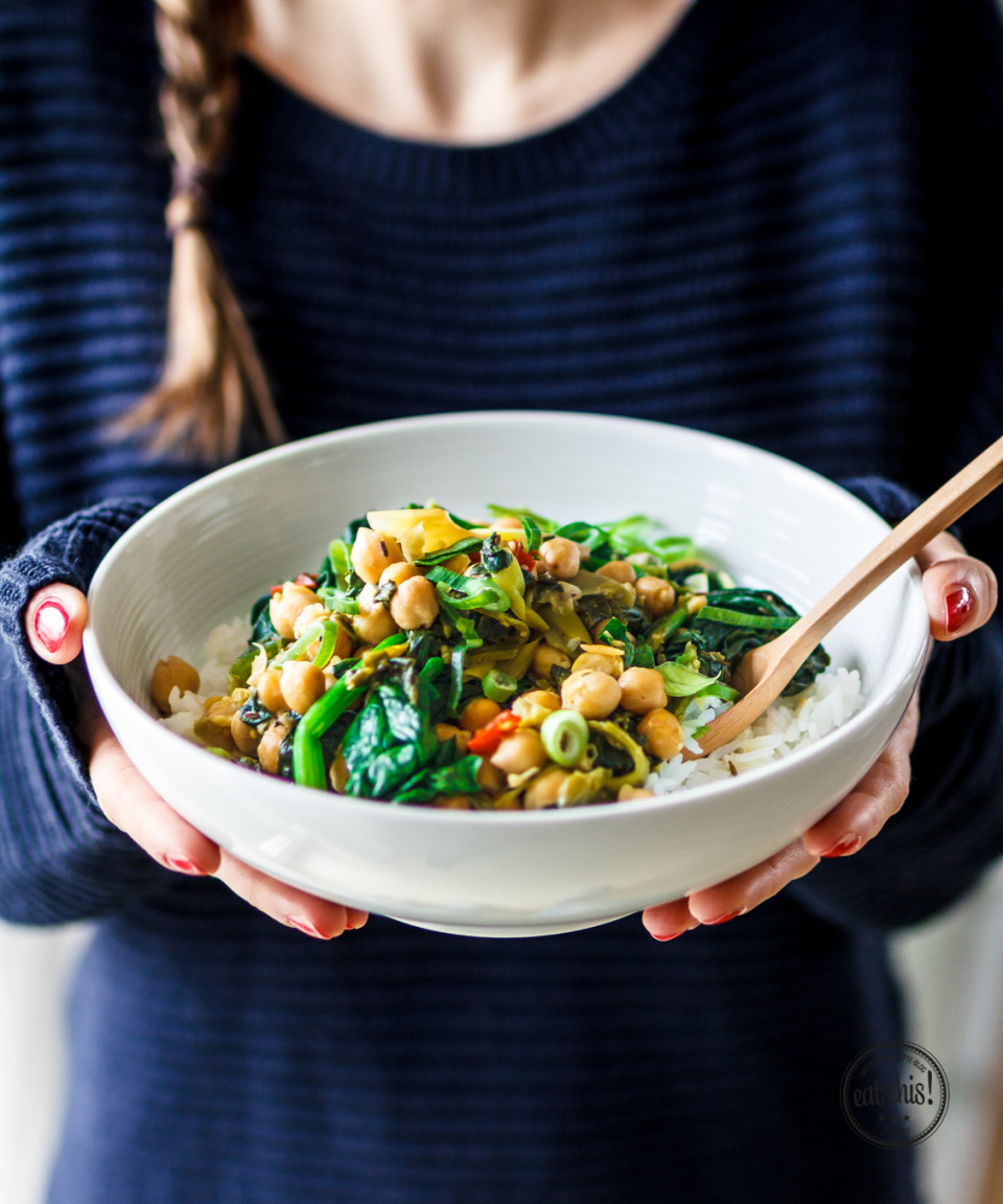 Spinat-Kichererbsen-Curry mit Kapern