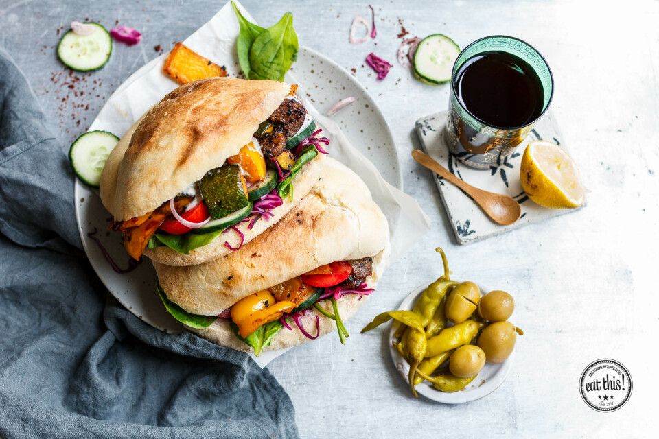 Gemüsedöner mit Aubergine, Zucchini & Paprika