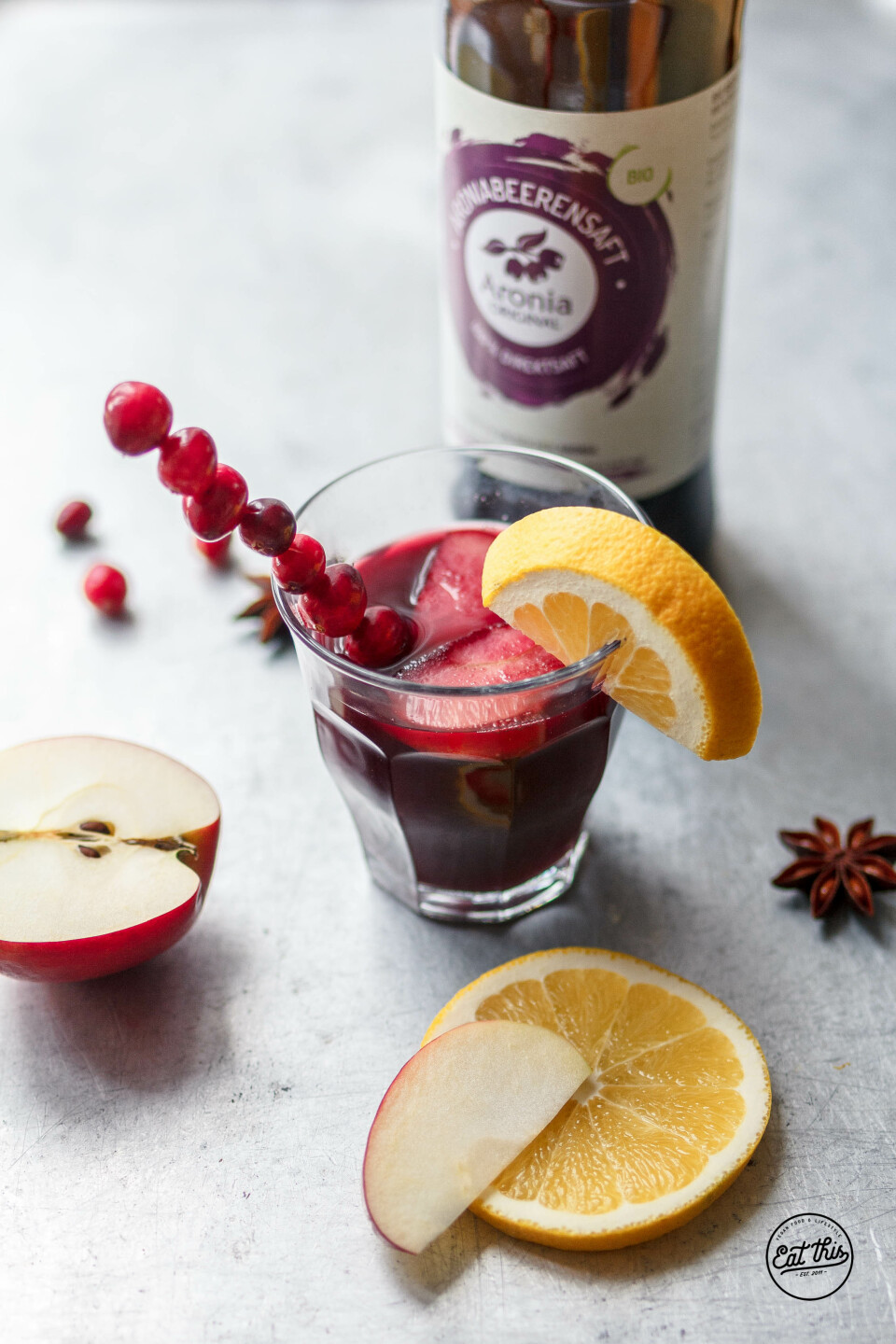 Heißer Früchtepunsch mit Cranberry & Aronia