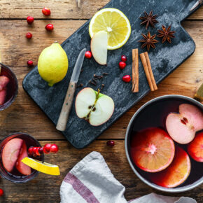 Heißer Früchtepunsch mit Cranberry & Aronia