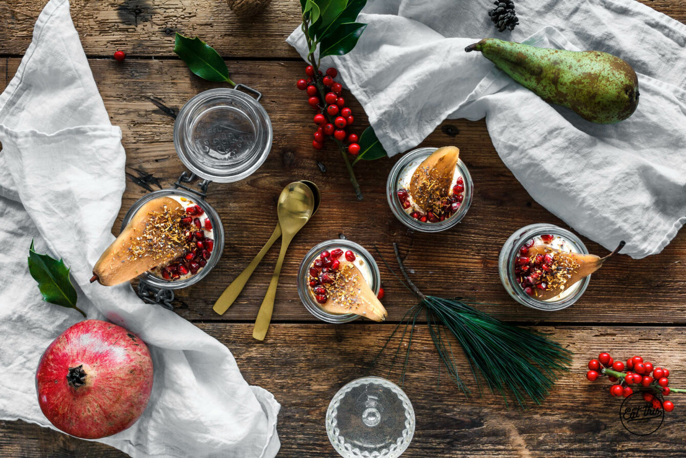 Raw Mini-Cheesecake mit Marzipan & pochierter Chai-Birne • Weihnachtsmenü 2016