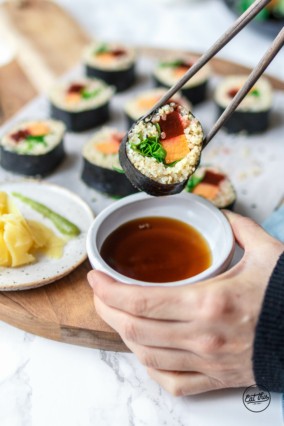 Süßkartoffel-Quinoa-Sushi mit Rote Bete und Feldsalat