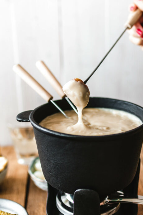 Veganes Käsefondue von Eat this