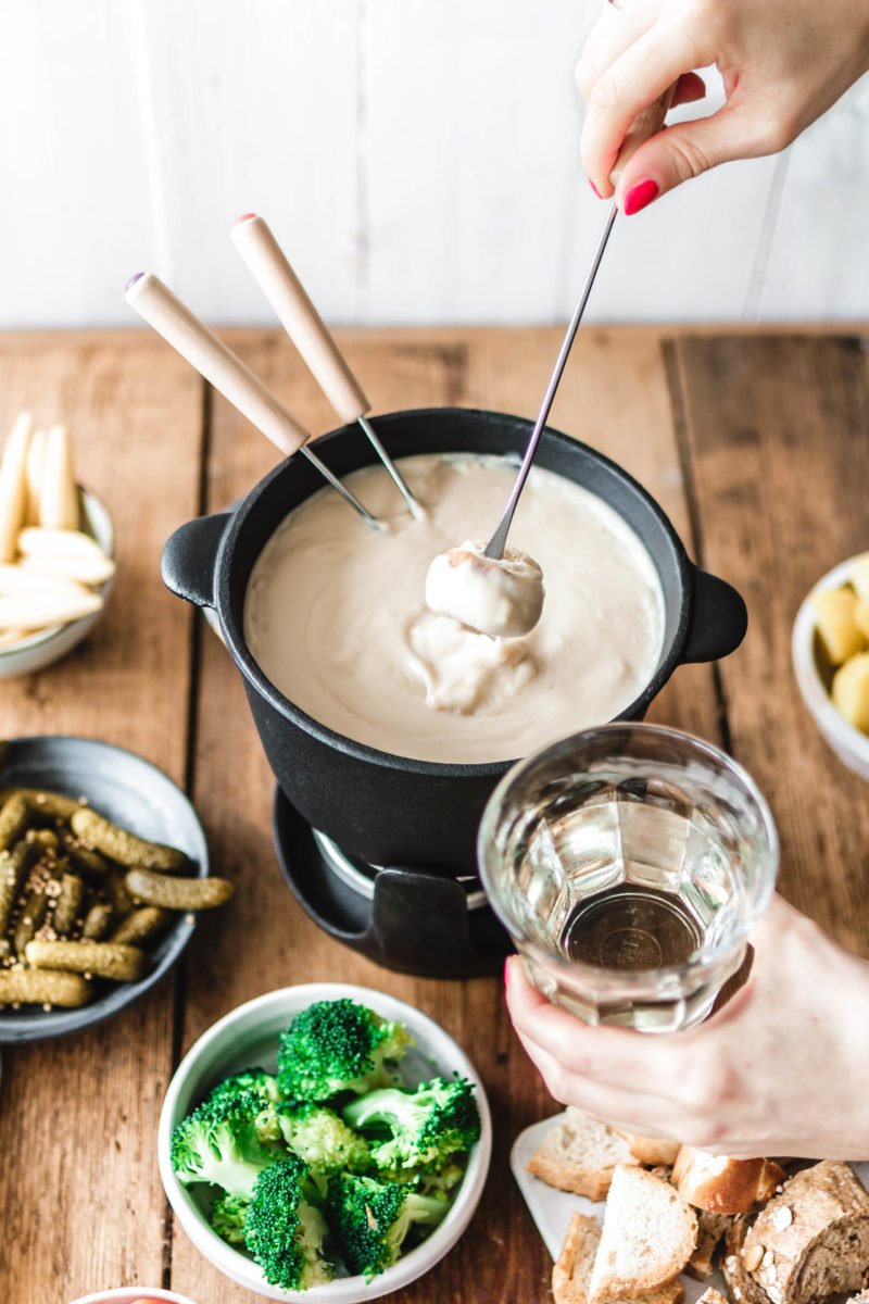 Veganes Käsefondue von Eat this