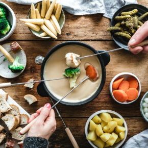 Veganes Käsefondue von Eat this