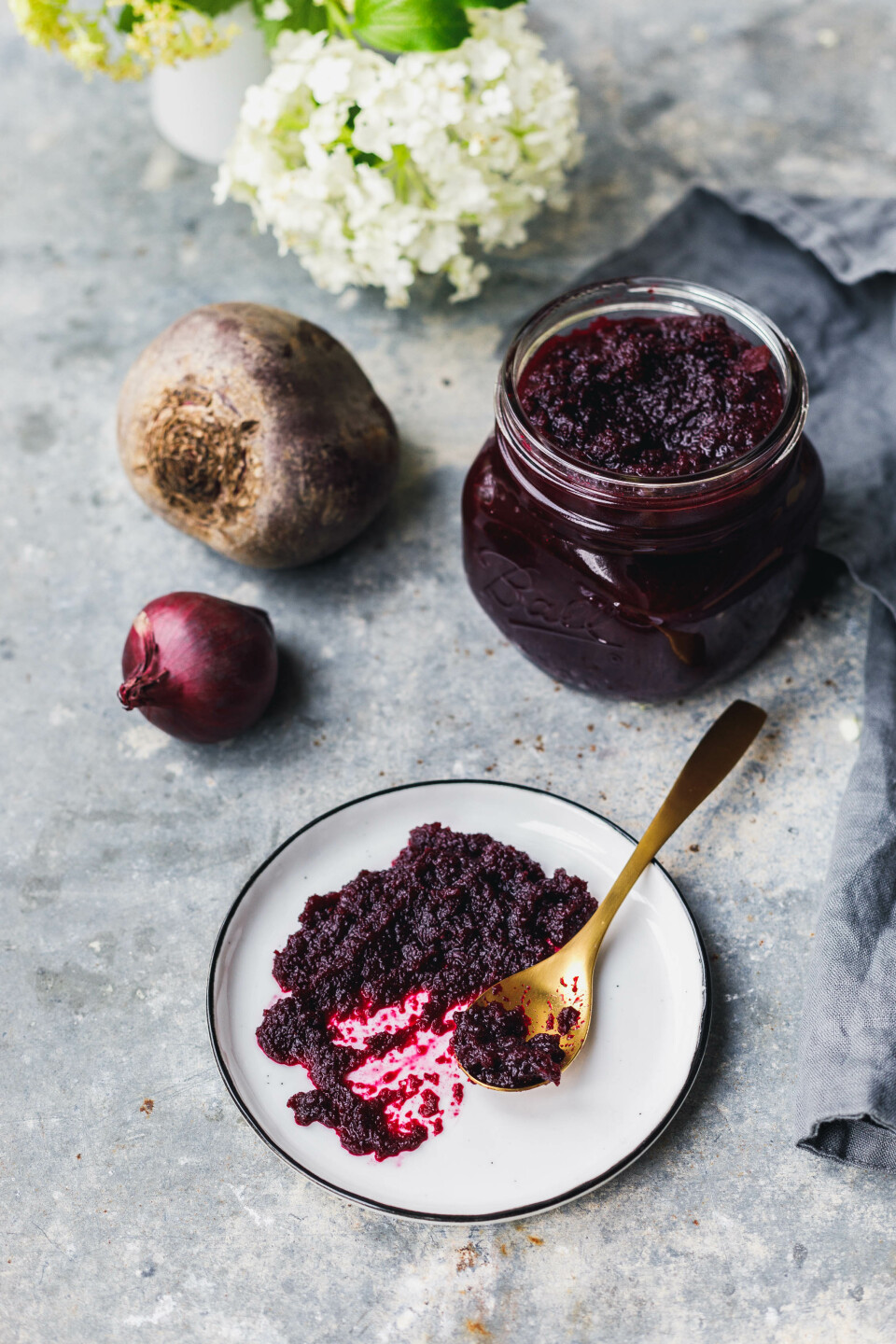 Rote Bete Ketchup - Vegan grillen kann jeder
