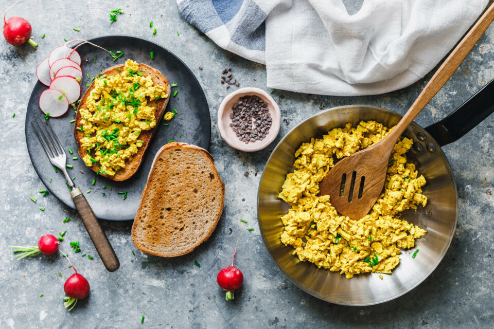 Veganes Rührei mit Tofu und Kala Namak