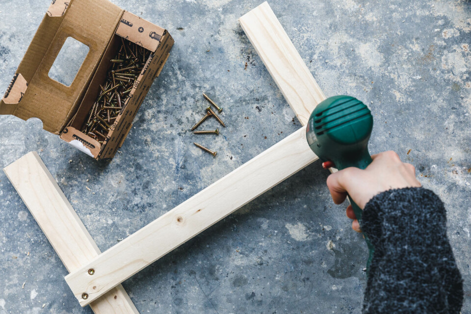 Kanthölzer verschrauben • Wie wir uns eine Pflanzleiter bauen
