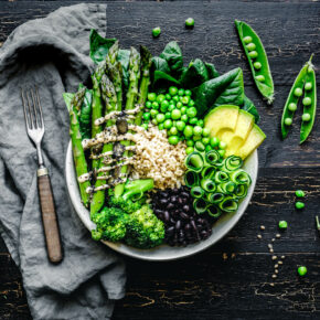 Super-grüne Good Life Frühlingsbowl