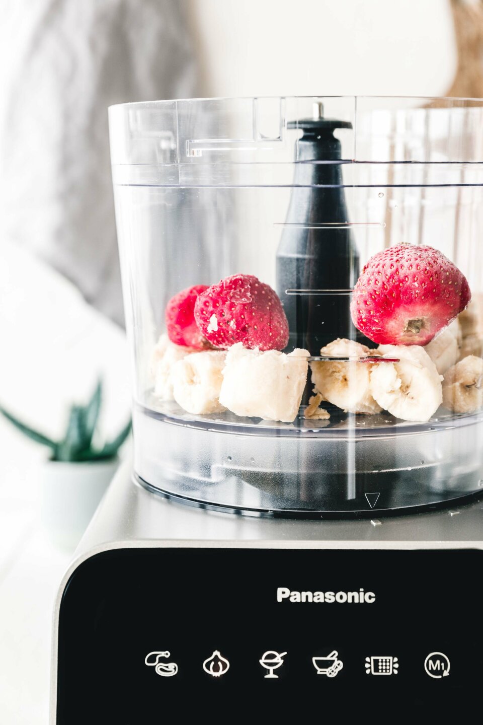 Vegane Nicecream – leckeres & gesundes Eis in 5 Minuten