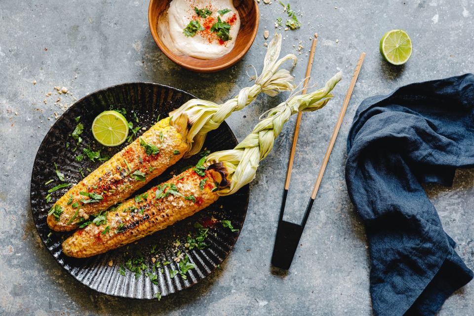 Gegrillte Maiskolben wie auf Mexikos Straßen