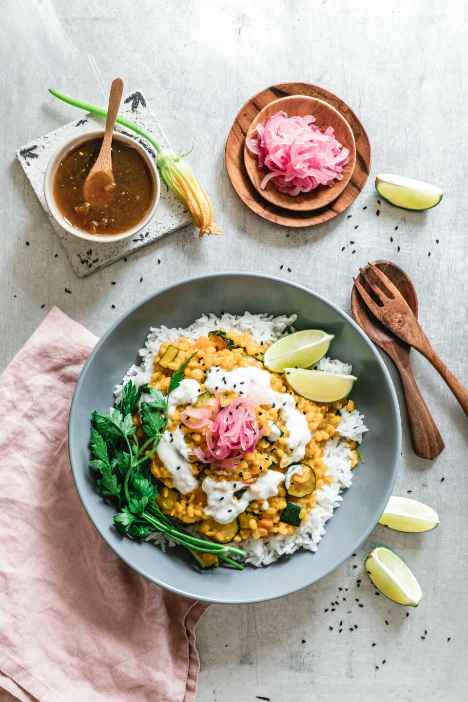 Mung Dhal mit Zucchini