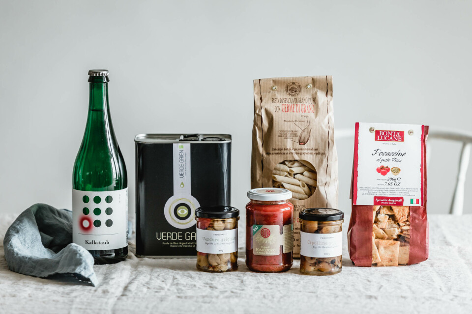 Penne mit cremiger Kürbismarinara & Antipasti