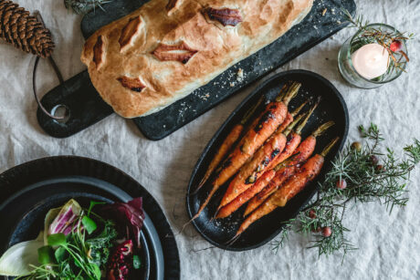 Geröstete Möhren mit Miso-Senf-Glasur