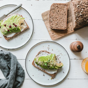 Saftiges Karottenbrot mit Saaten