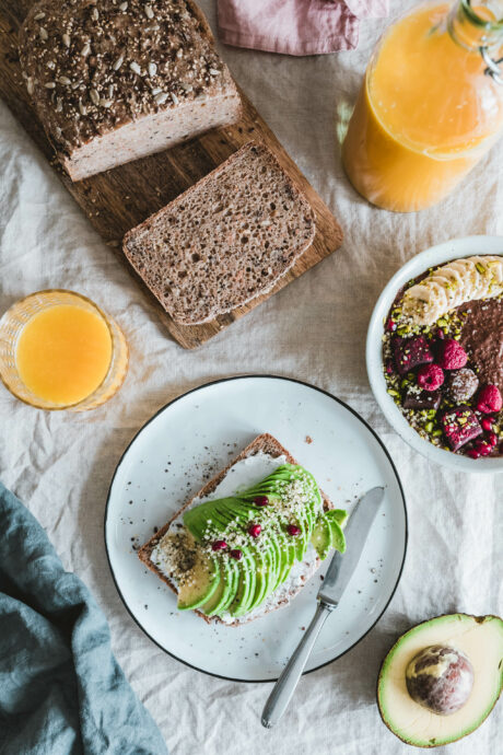 Saftiges Karottenbrot mit Saaten