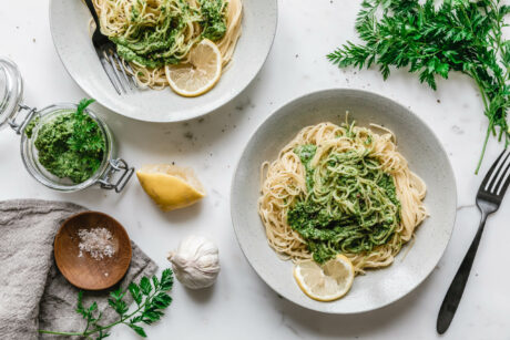 Capellini mit Karottengrün-Pesto