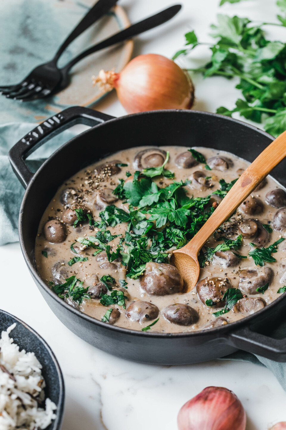 Cremige, vegane Rahmchampignons