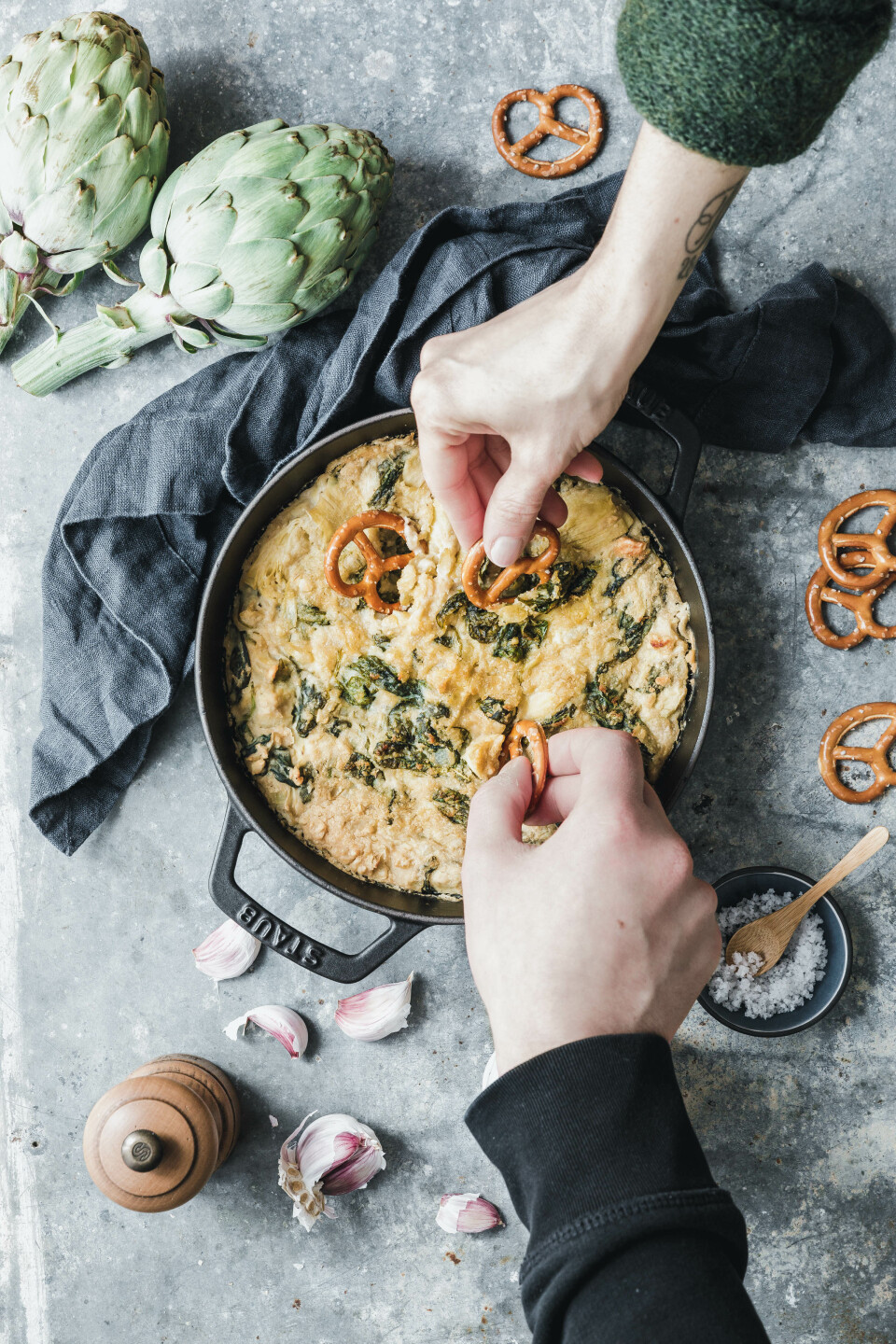 Cremiger Spinat-Artischocken-Dip