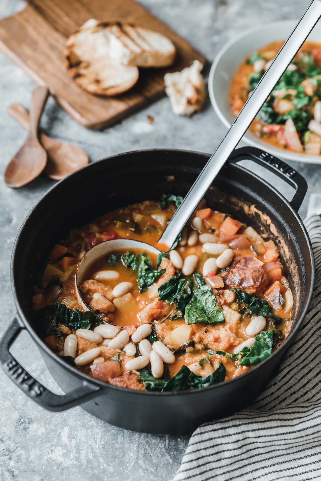 Unsere Ribollita mit Schwarzkohl & Fenchel