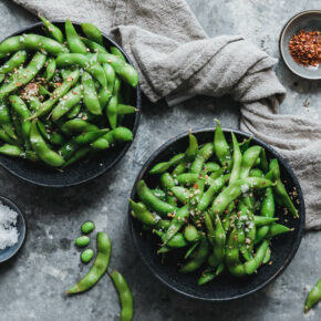Edamame mit Sesam & Chili