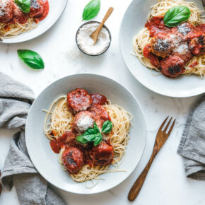 Spaghetti mit veganen Meatballs