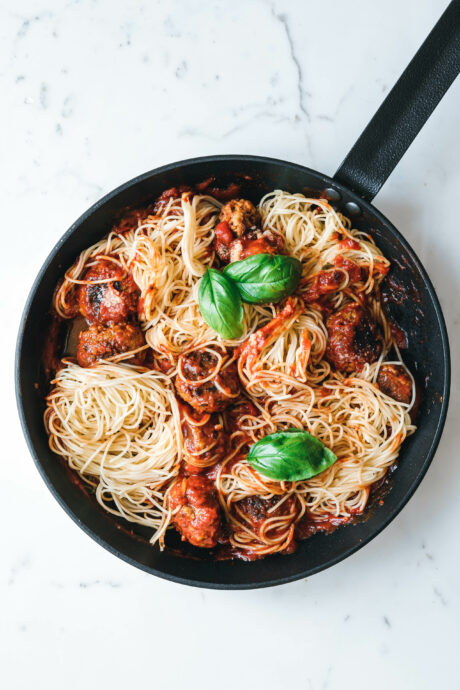 Spaghetti mit veganen Meatballs