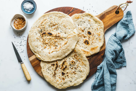Einfaches veganes Fladenbrot aus der Pfanne