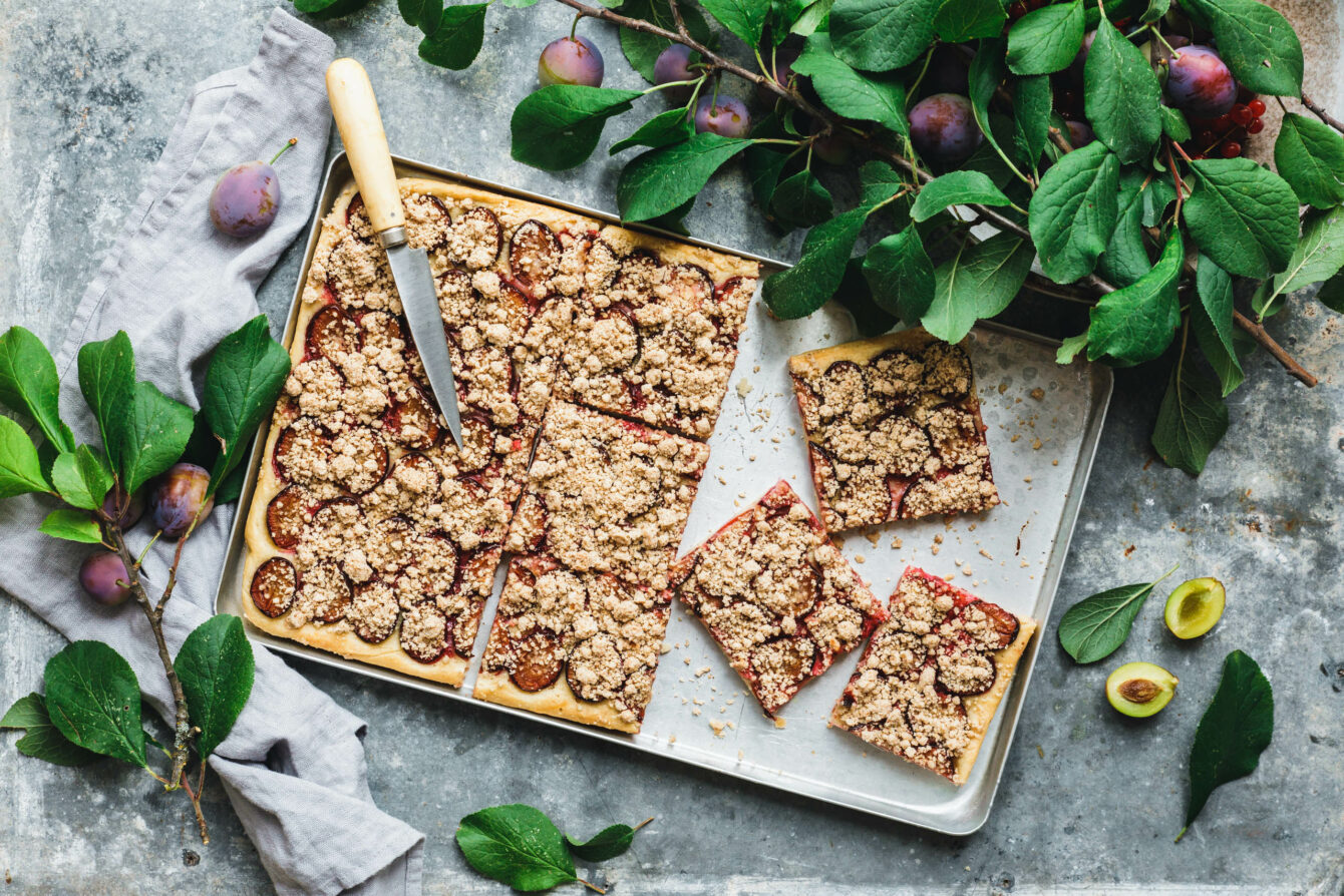Veganer Pflaumenkuchen vom Blech