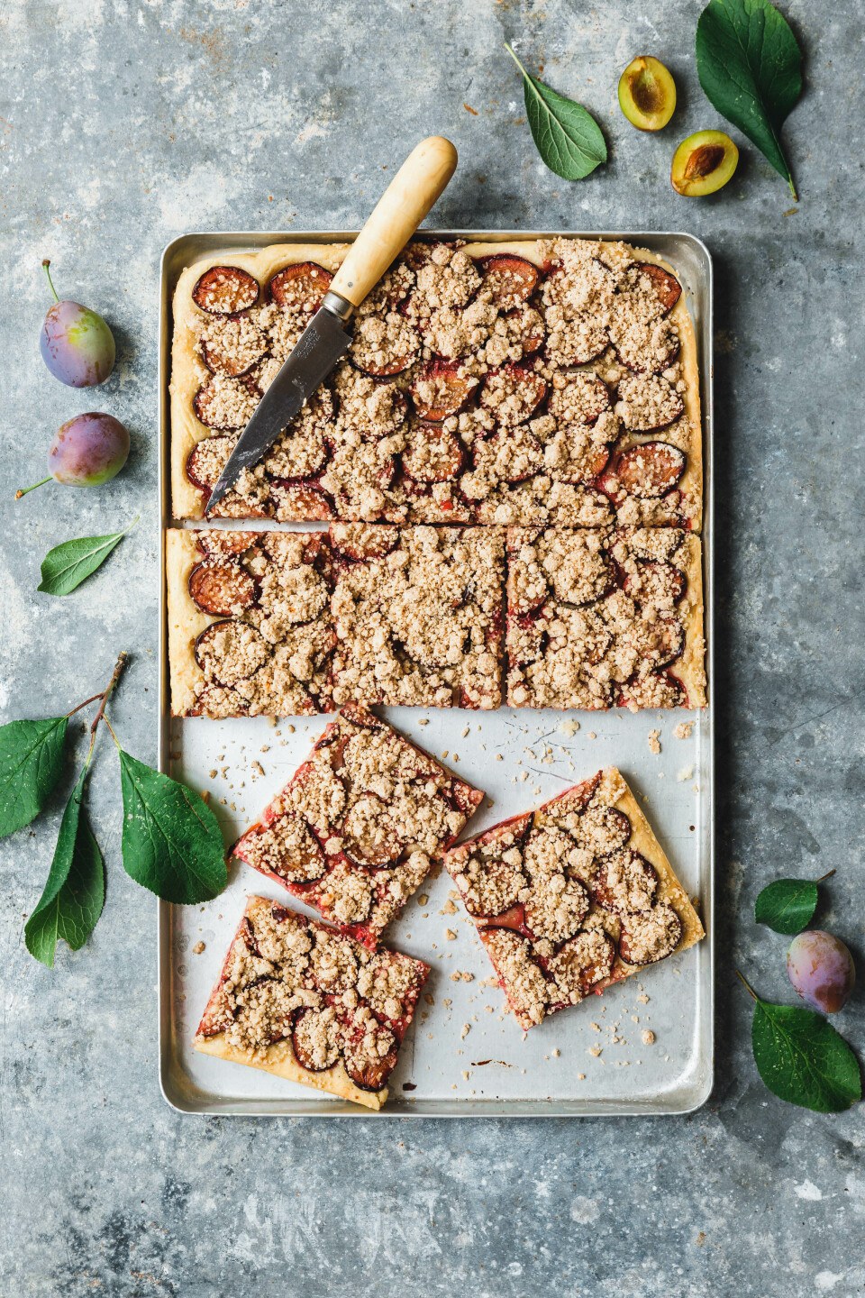 Veganer Pflaumenkuchen vom Blech