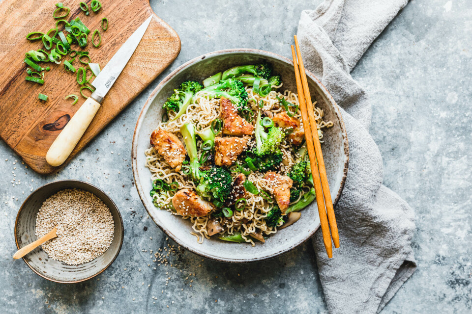 Bami Goreng mit Brokkoli & Tempeh