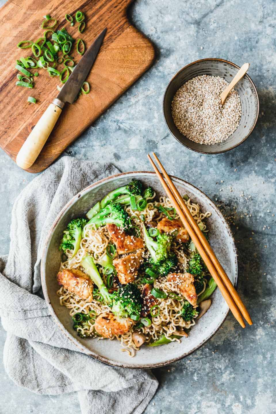 Bami Goreng mit Brokkoli & Tempeh