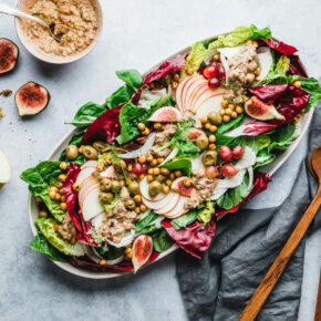 Herbstsalat mit Next Level Walnuss-Miso-Dressing