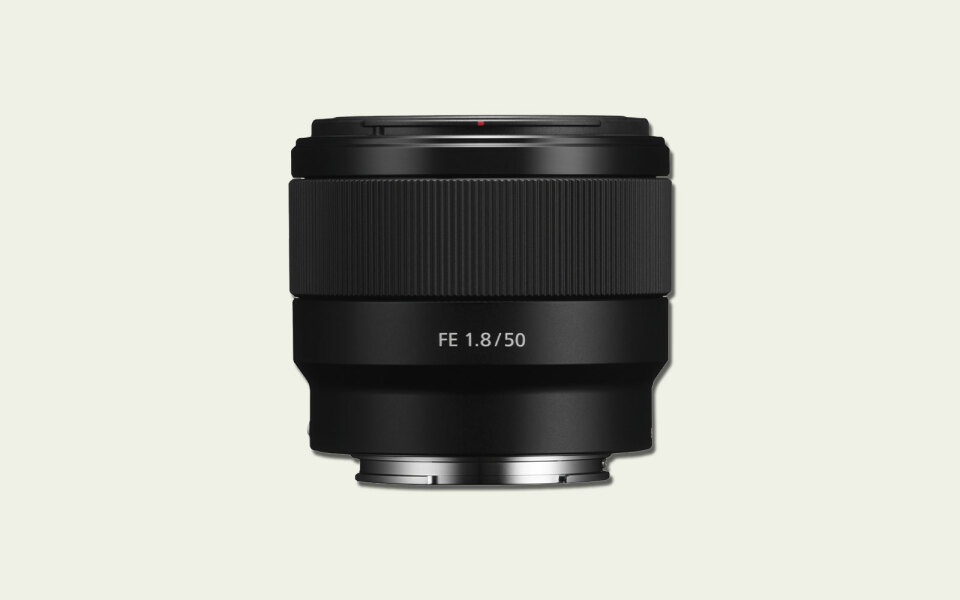 Sony SEL-50F18F Standard Objektiv