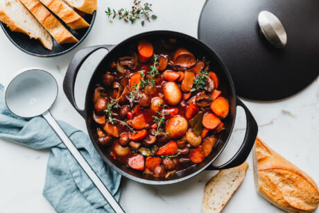 Pilzgulasch à la bourguignonne