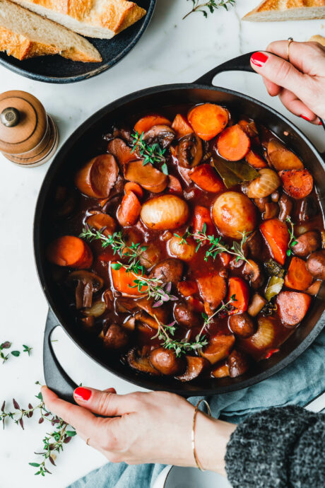 Pilzgulasch à la bourguignonne