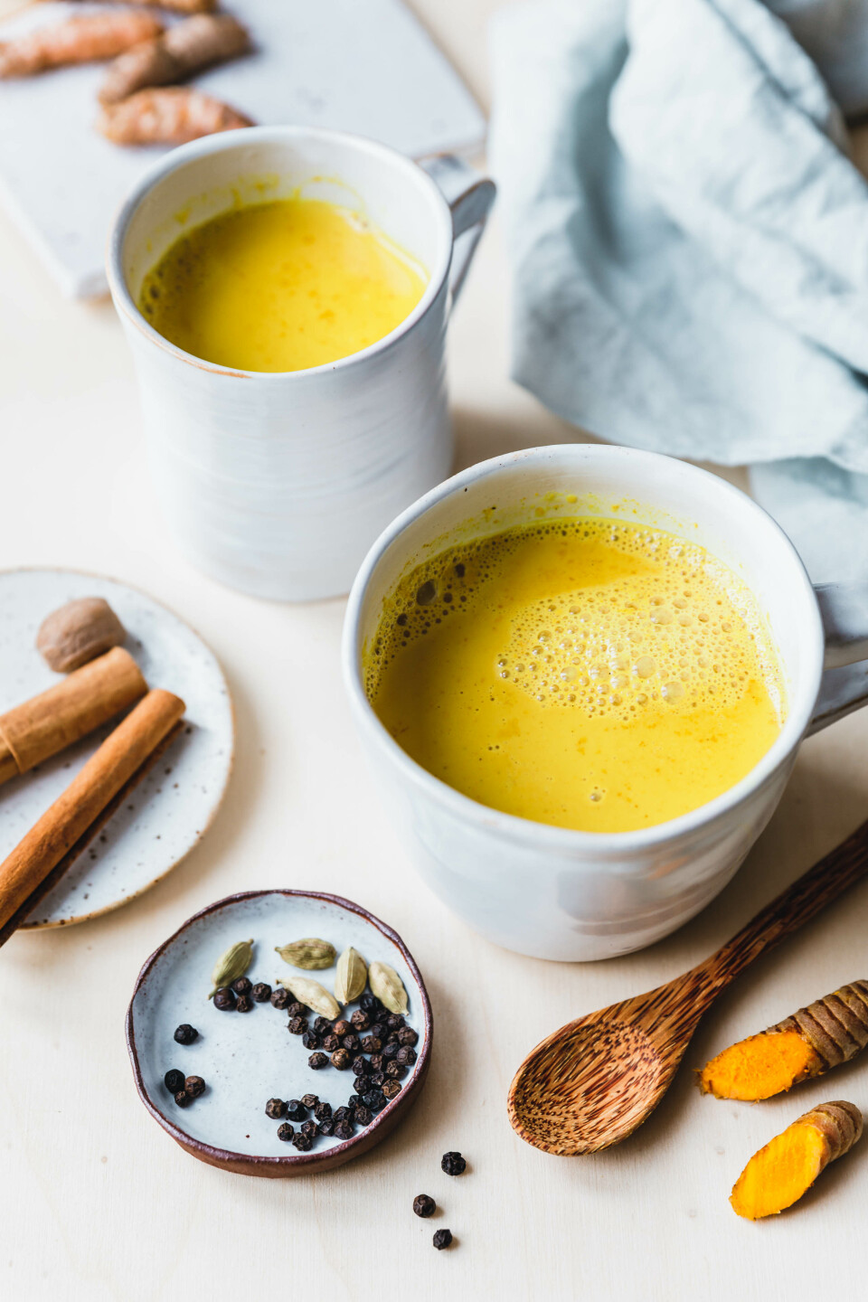 Goldene Milch mit selbstgmachter Kurkumapaste