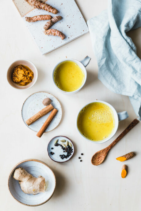 Goldene Milch mit selbstgmachter Kurkumapaste