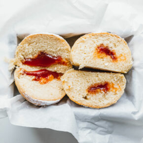 Vegane Berliner aus dem Ofen