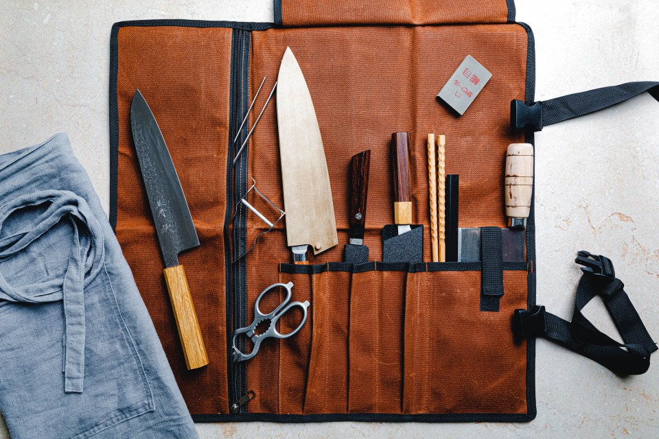 Eat this! Messeraufbewahrung